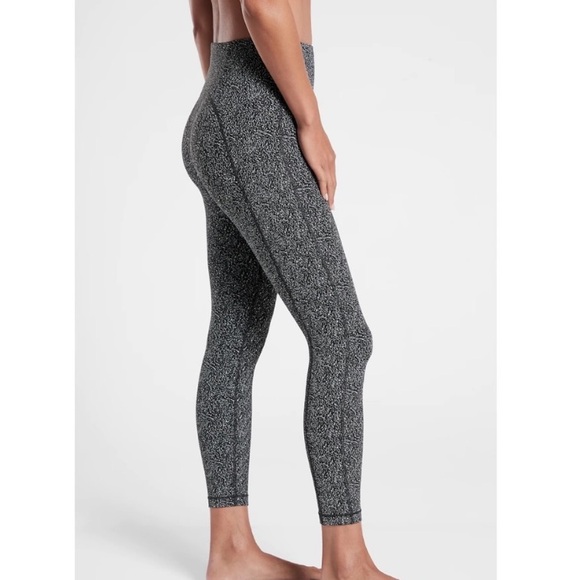 Athleta 7/8 Length Black With Static Ultimate Stash Textured Tights Leggings - Picture 6 of 13